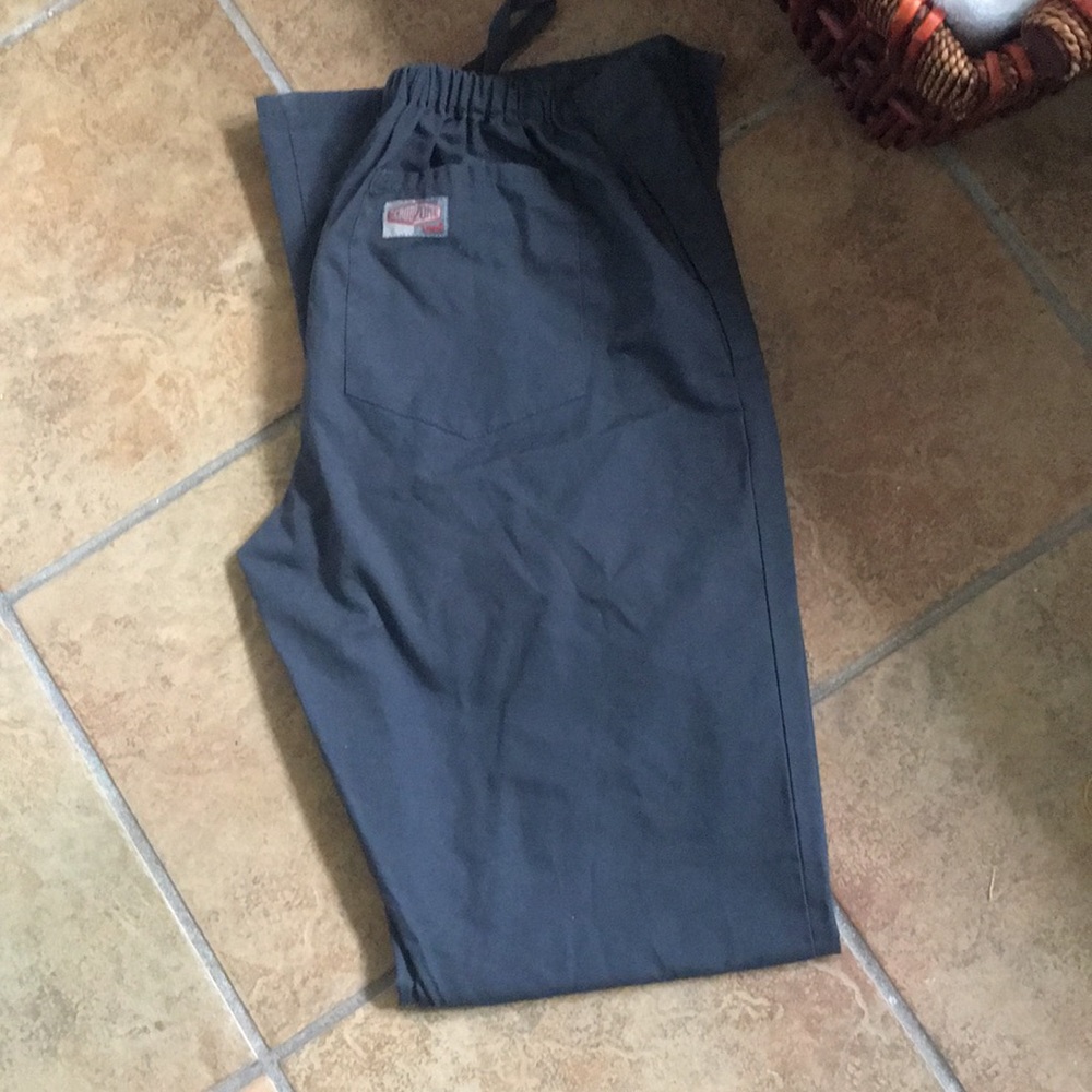Scrub pants